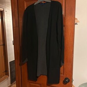 Apt 9 Black and grey long tunic sweater